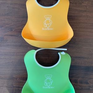 2 Baby Bjorn Bibs